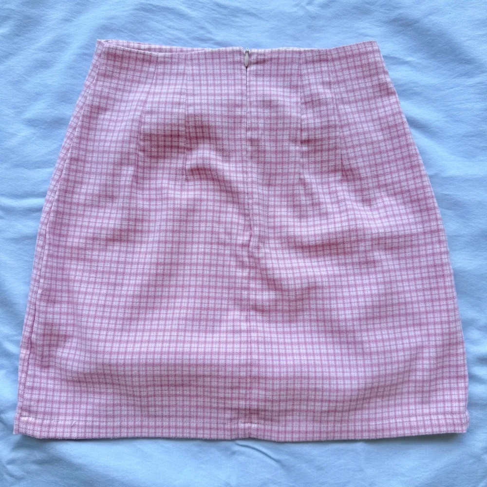 Brandy Melville Plaid Mini Cara Skirt
